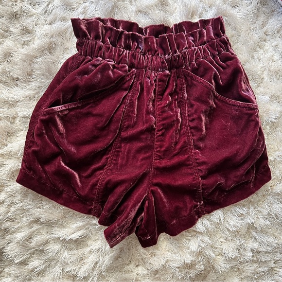 Velvet High Waisted Free People Shorts w Pockets